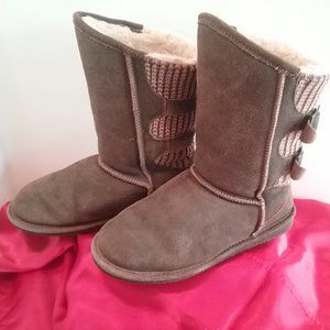 Bearpaw woman's boots